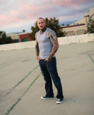  Artist Brandon Garic Notch - Photograph by www.J-Morton.com 