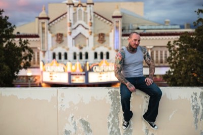 Artist Brandon Garic Notch - Photograph by www.J-Morton.com 
